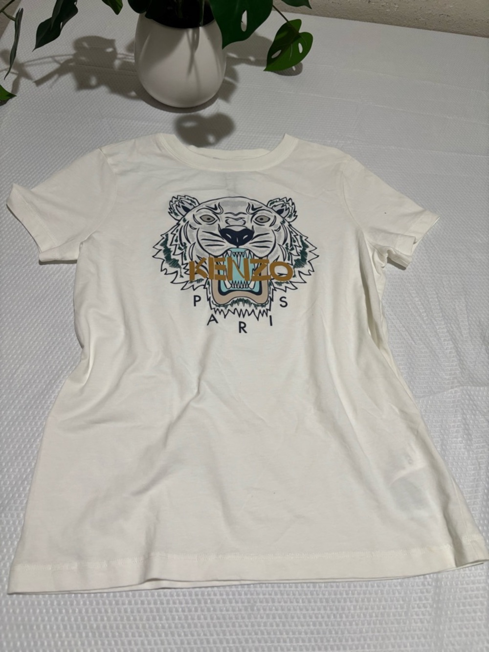 Kenzo White Tiger Logo Tee with Gold Accent - Picture 3 of 9